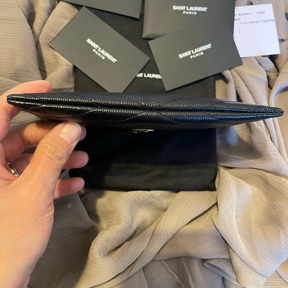 YSL MATELASSE Small Zipped Pouch - Picture 9 of 14